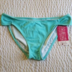 Bikini Bottom Hula Honey Tourquoise